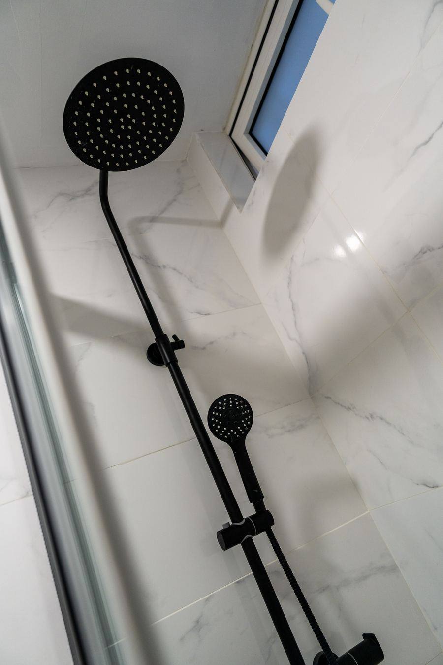 Black rain shower head